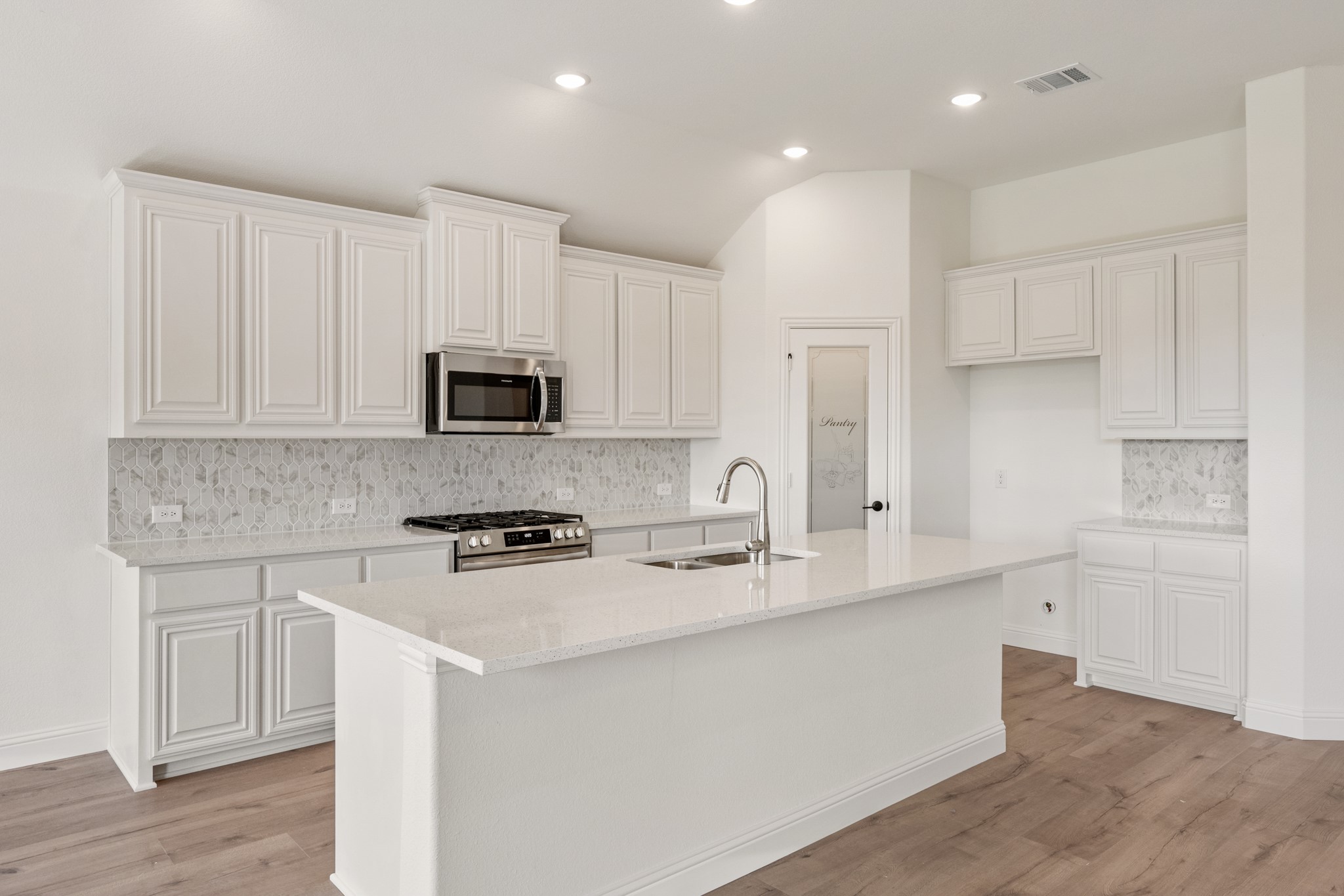 200 Sweetwater Drive Commerce TX 75428
