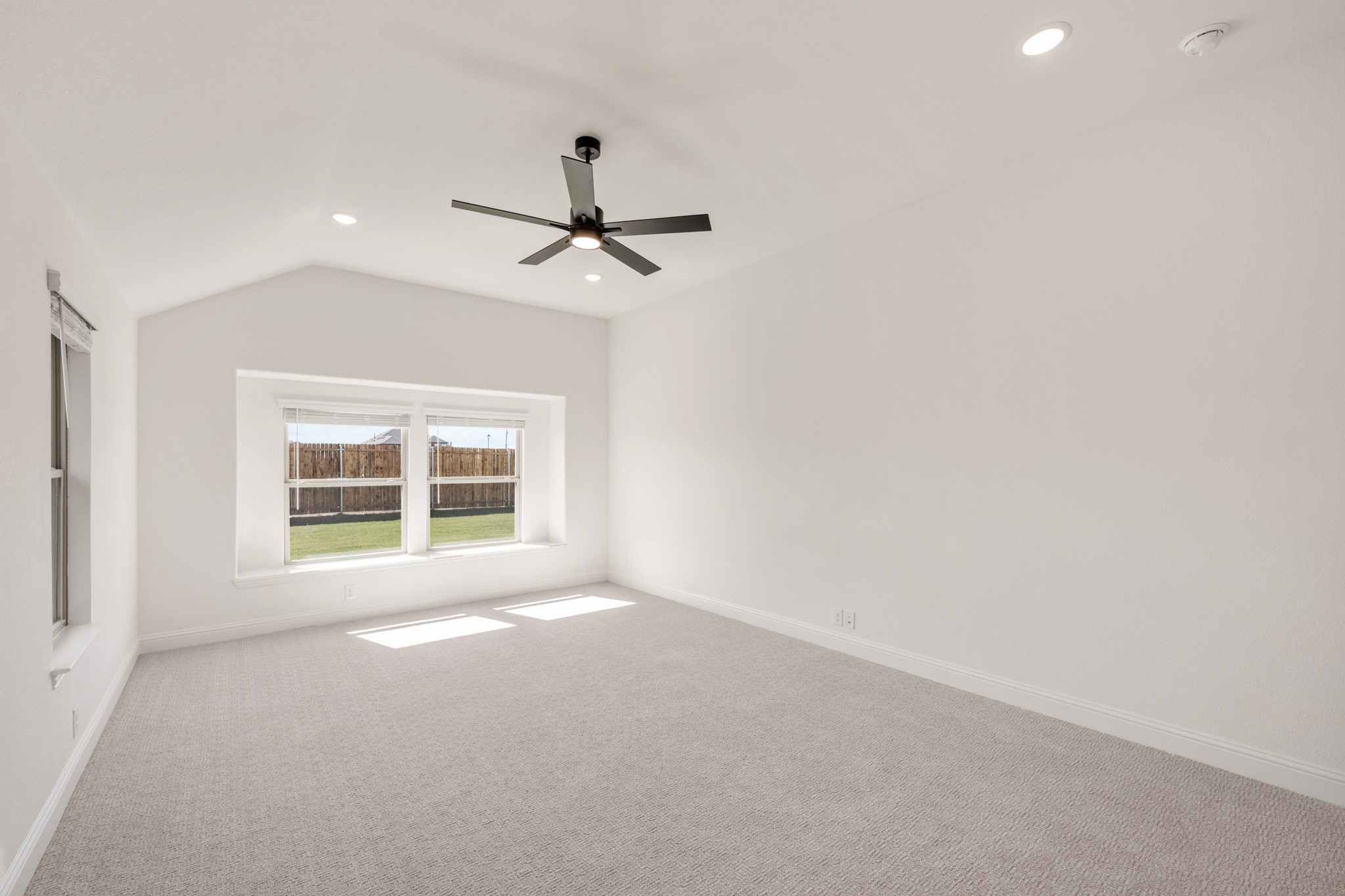 200 Sweetwater Drive Commerce TX 75428