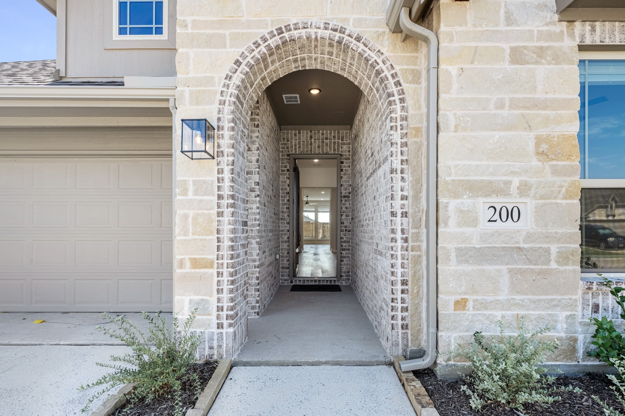 200 Sweetwater Drive Commerce TX 75428