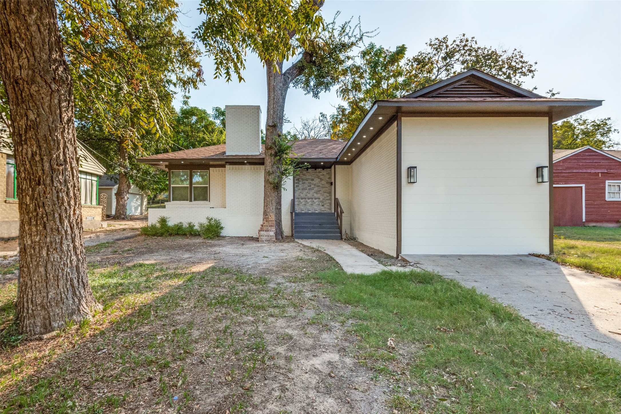 1330 Alaska Avenue Dallas TX 75216