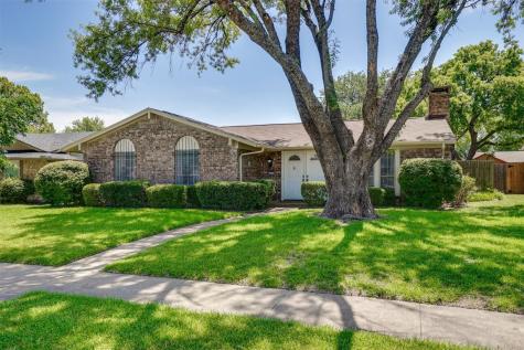 2122 Village Green Drive Garland TX 75044