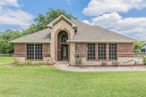 132 Fossil Rock Drive Azle TX 76020