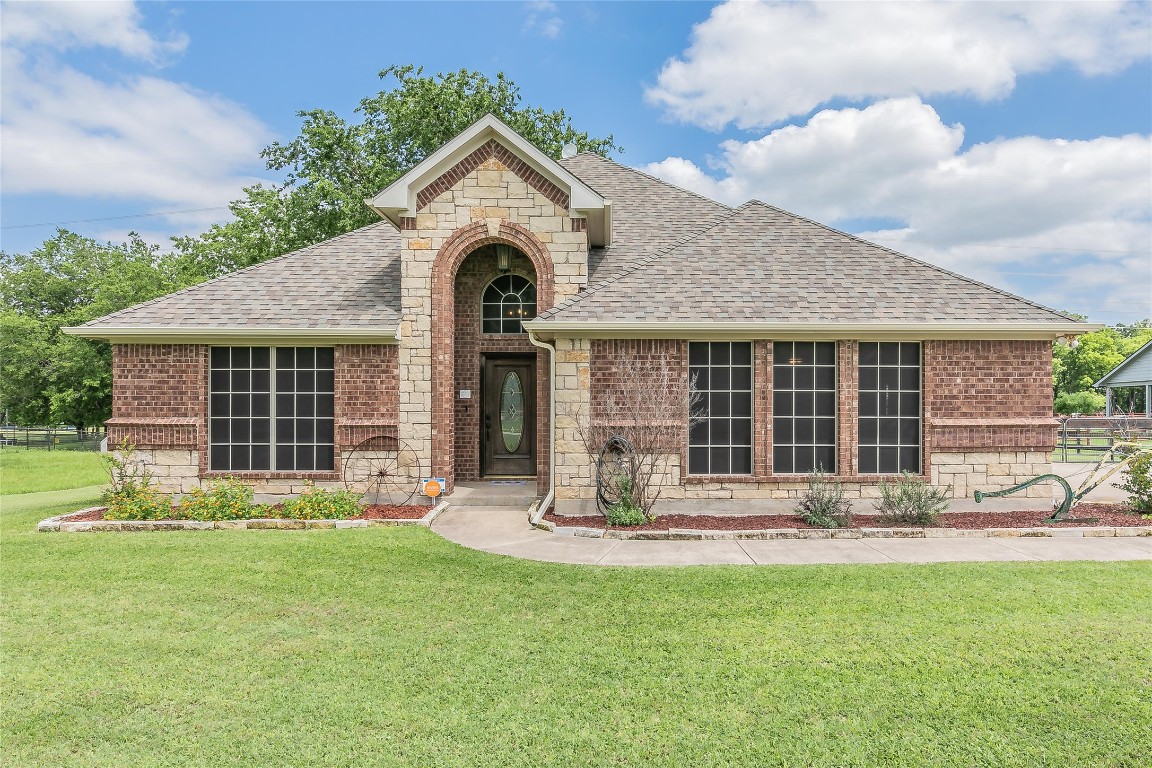 132 Fossil Rock Drive Azle TX 76020
