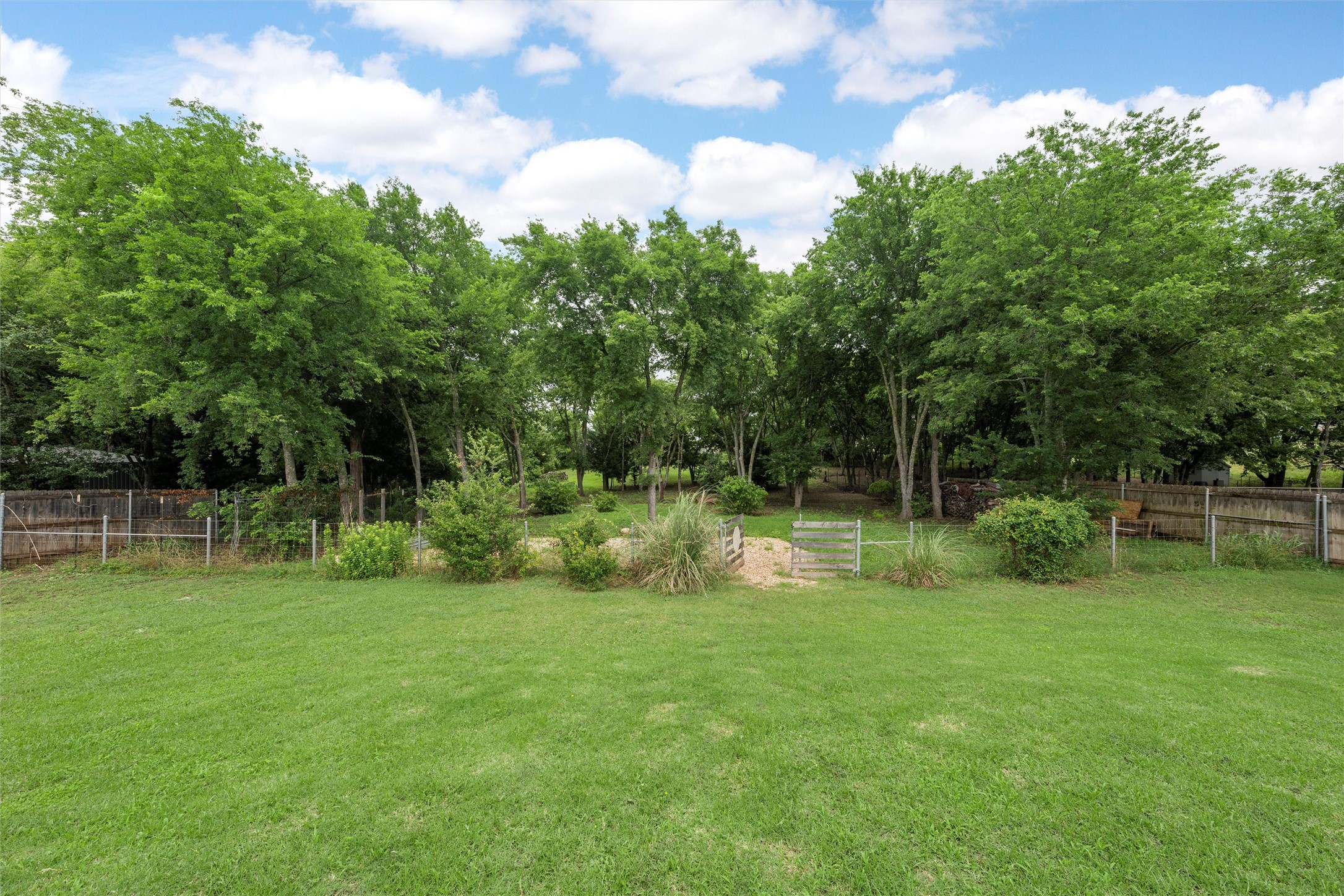 202 Milky Way Road Bruceville TX 76630
