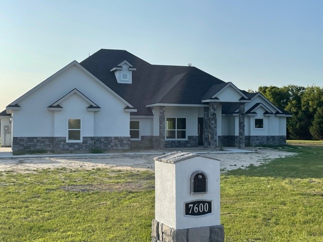 7600 Fall Creek Road Terrell TX 75160