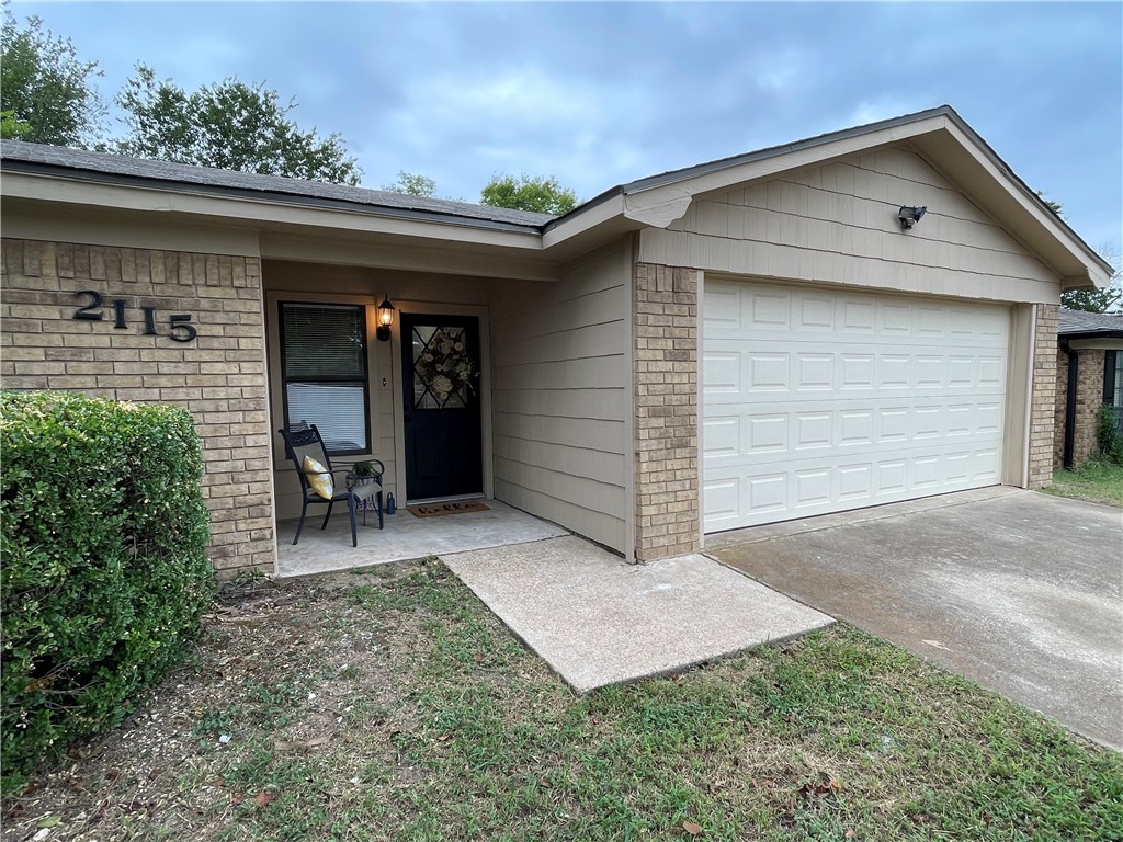 2115 Skylark Drive Woodway TX 76712