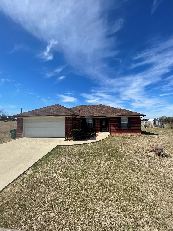 106 Lynch Drive Alvord TX 76225