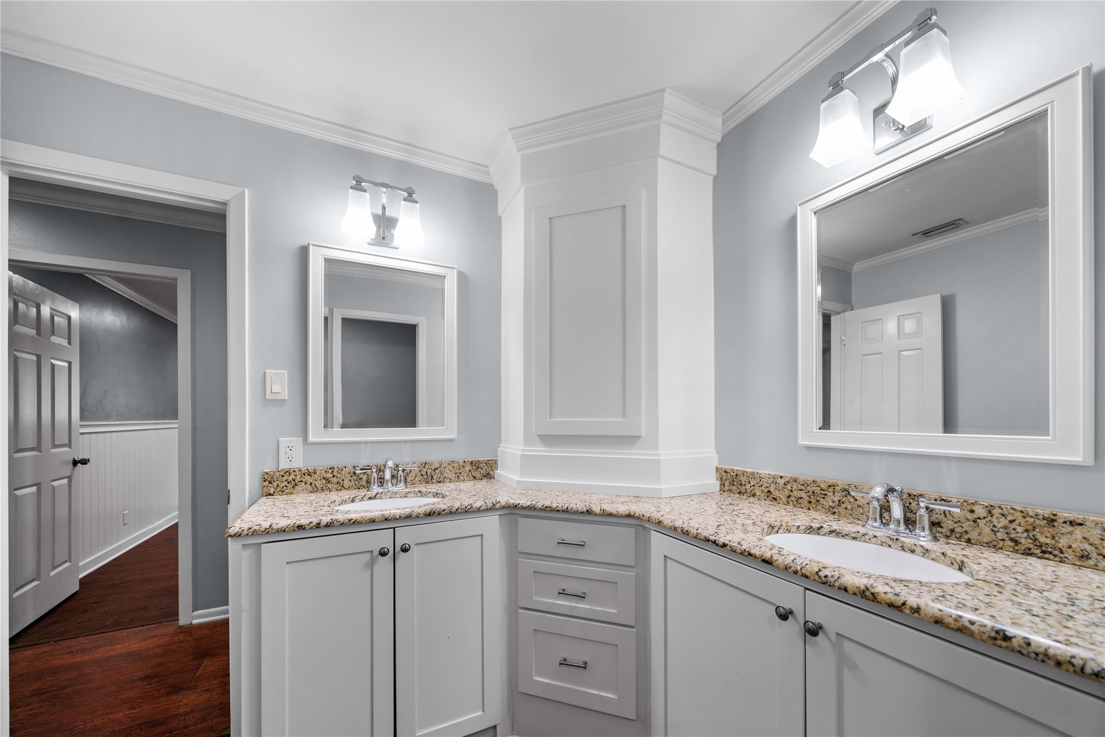4107 Chester Drive Tyler TX 75701
