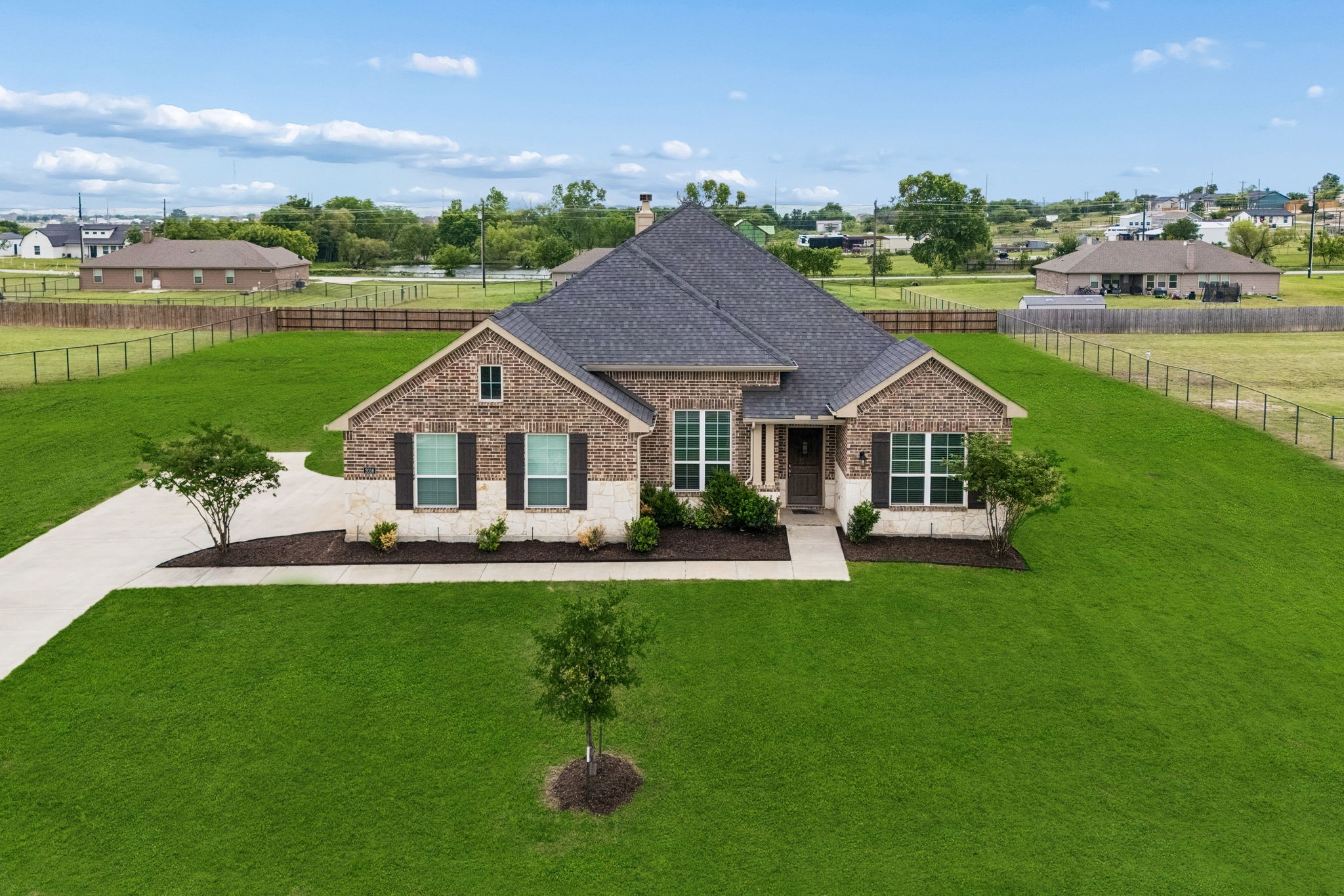 2016 Pebblegate Drive Weatherford TX 76085
