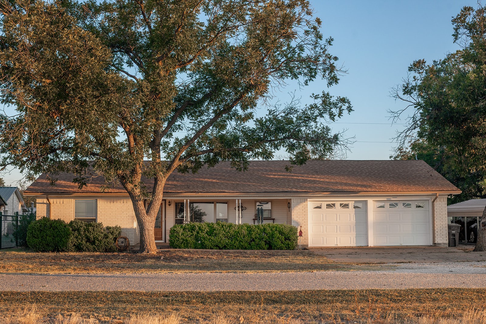 302 N Shore Drive Brady TX 76825