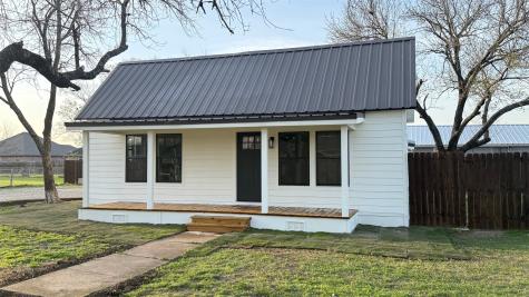 250 Cosey Street Palmer TX 75152