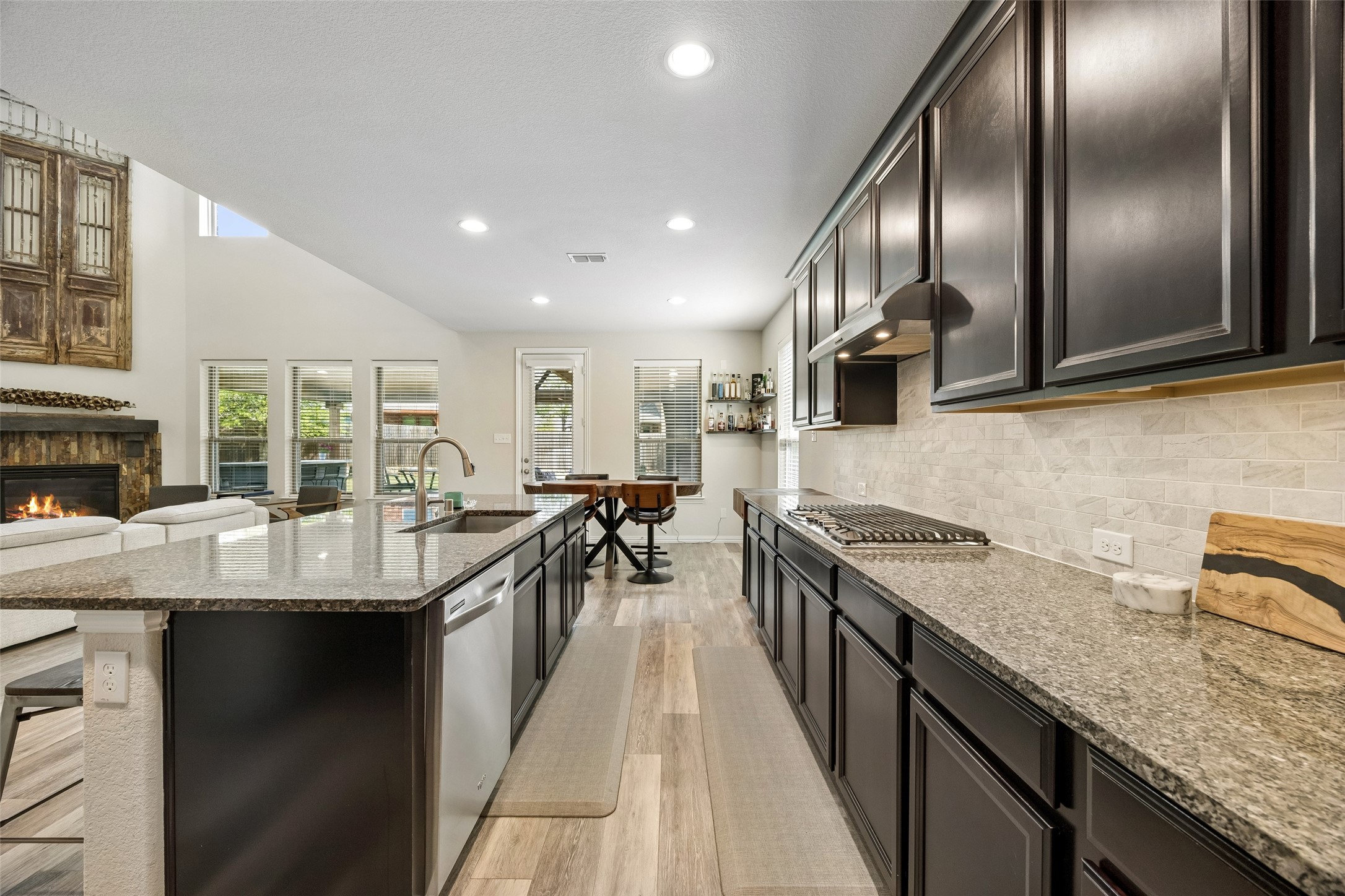 5215 Kerley Lane Sachse TX 75048