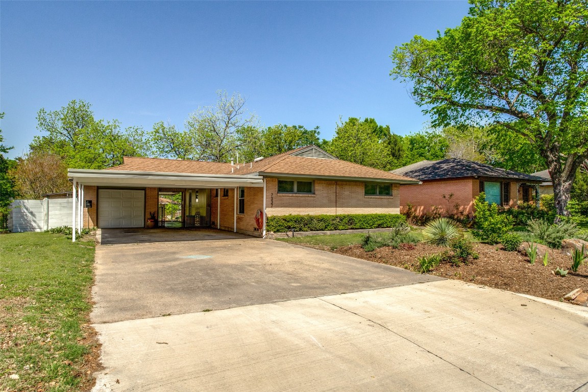 7337 Ravehill Lane Dallas TX 75227