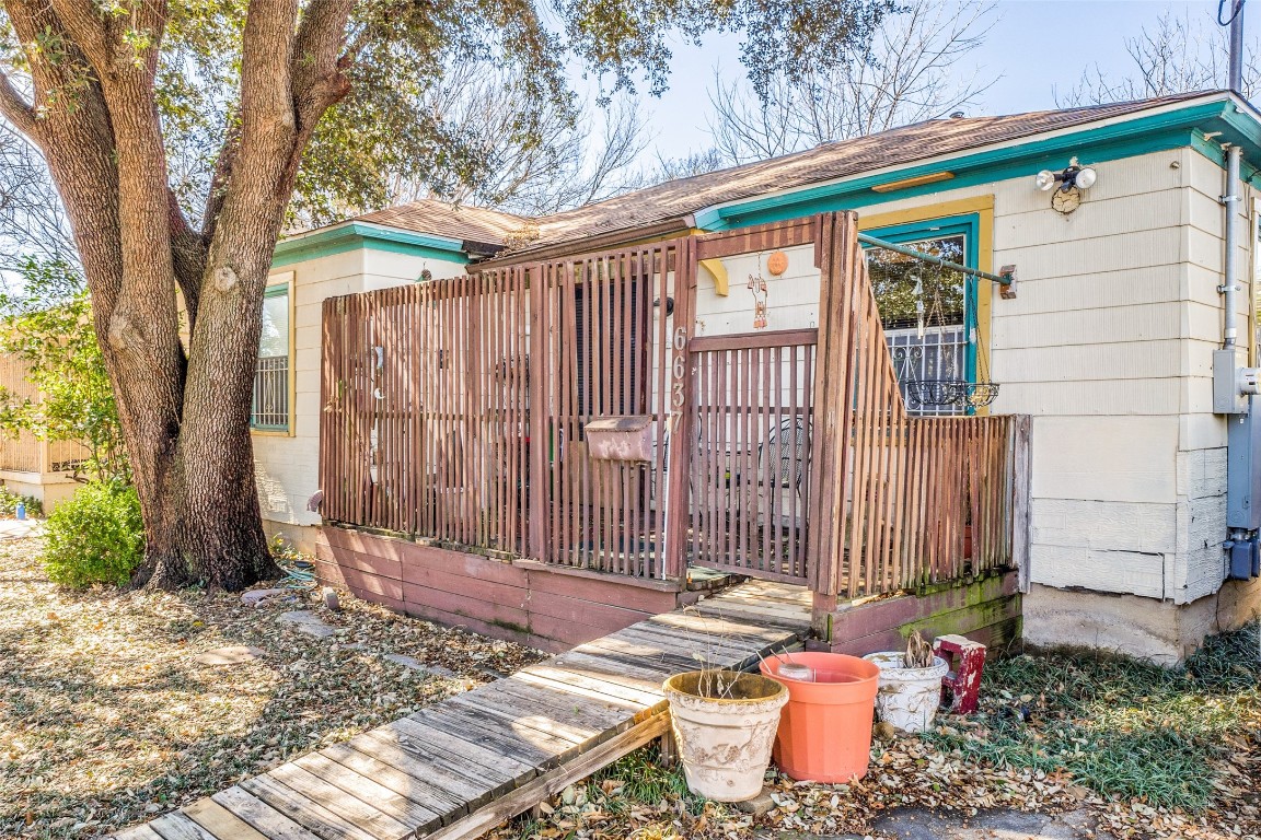 6637 Prosper Street Dallas TX 75209