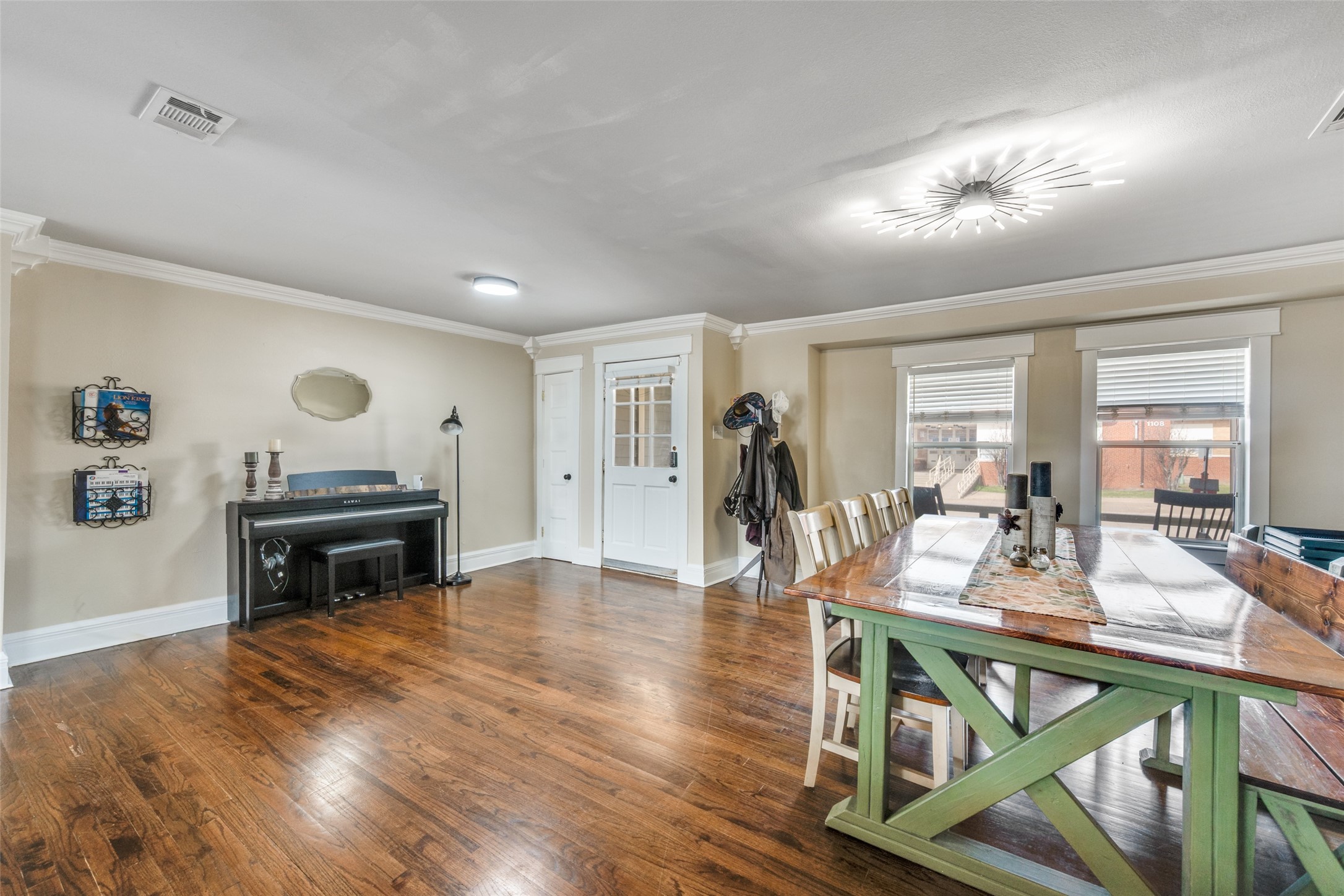 1113 Carlock Street Fort Worth TX 76110