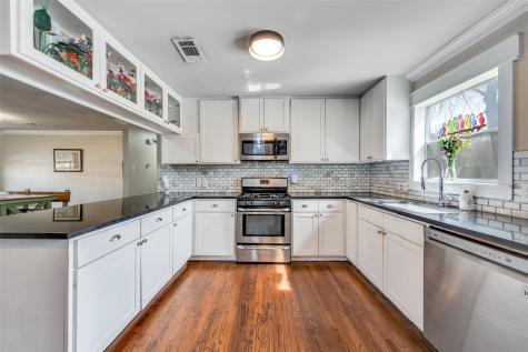 1113 Carlock Street Fort Worth TX 76110