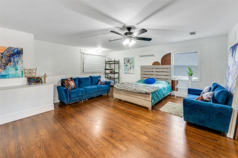 1113 Carlock Street Fort Worth TX 76110