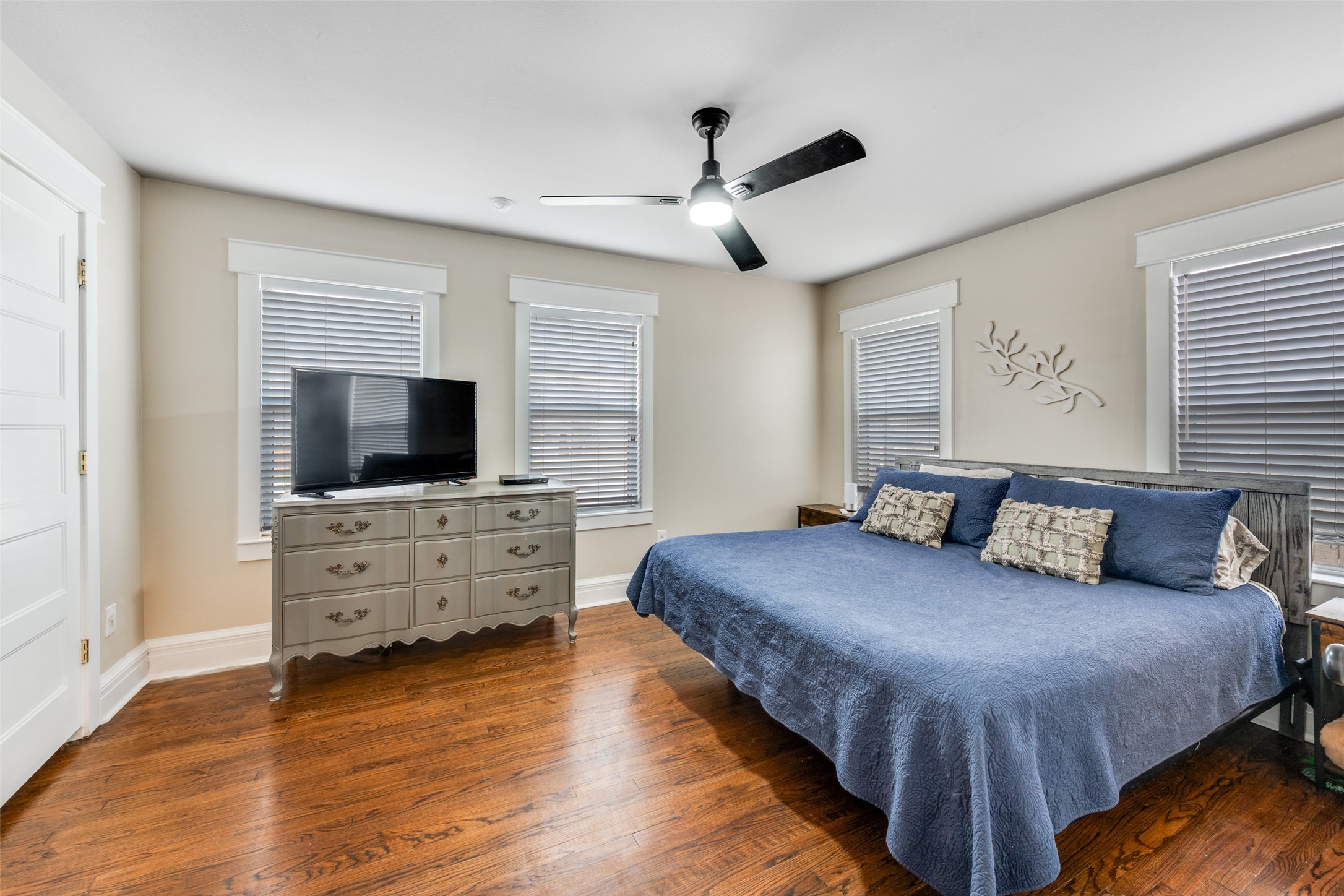 1113 Carlock Street Fort Worth TX 76110