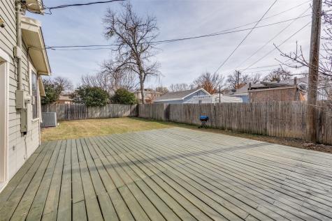 1113 Carlock Street Fort Worth TX 76110