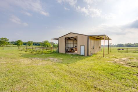 184 Hcr 1439 Covington TX 76636