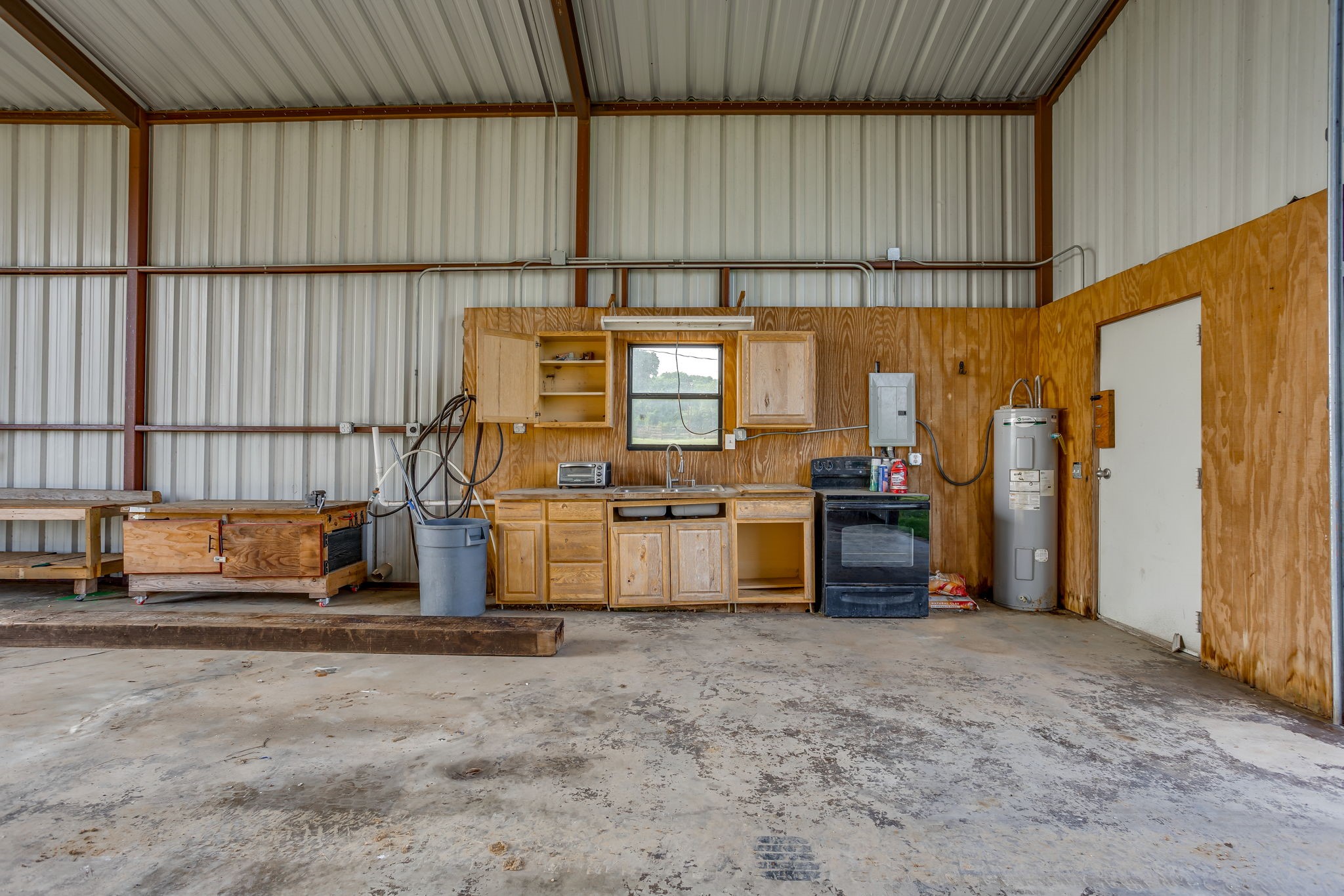 184 Hcr 1439 Covington TX 76636