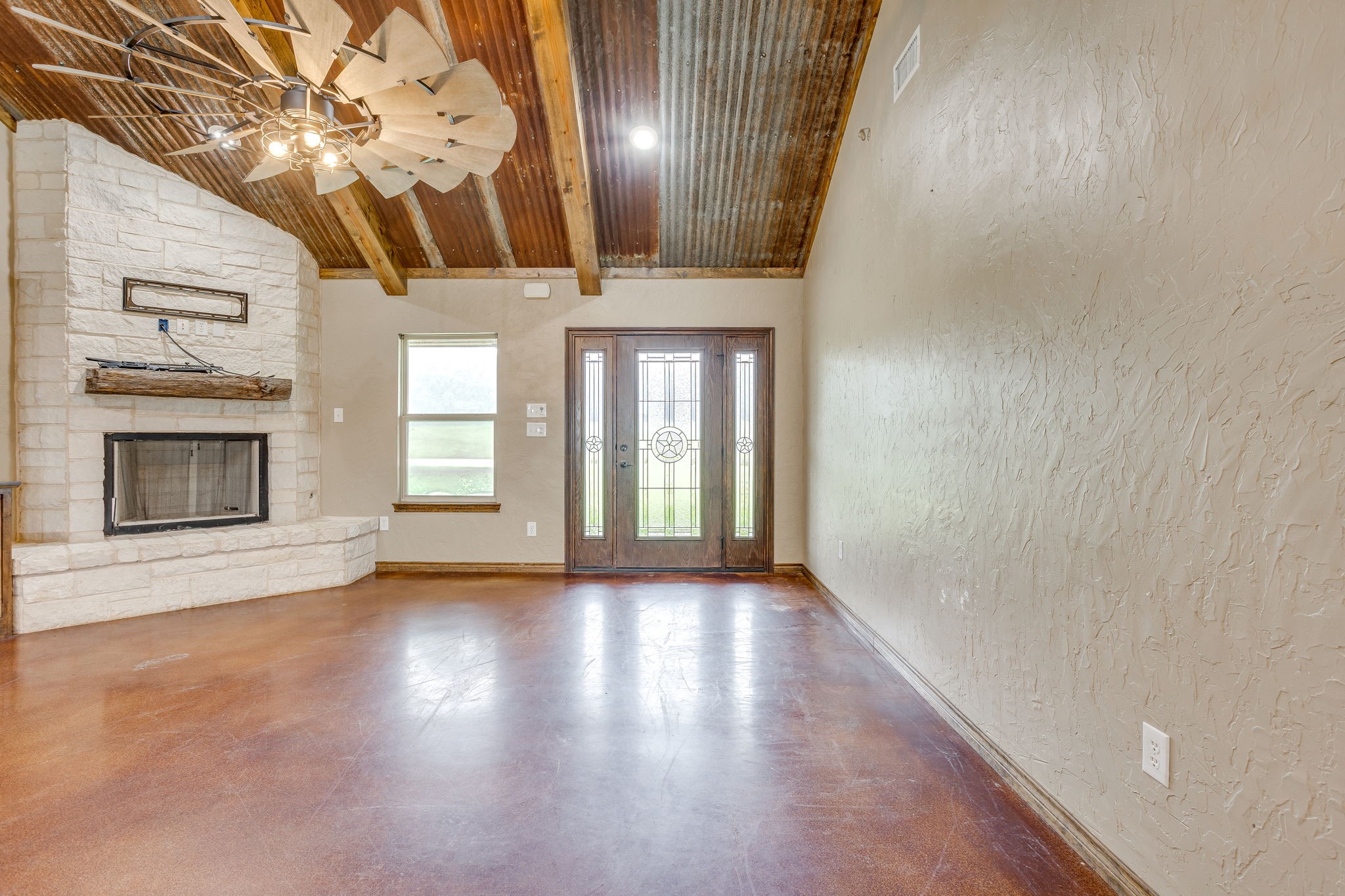 184 Hcr 1439 Covington TX 76636
