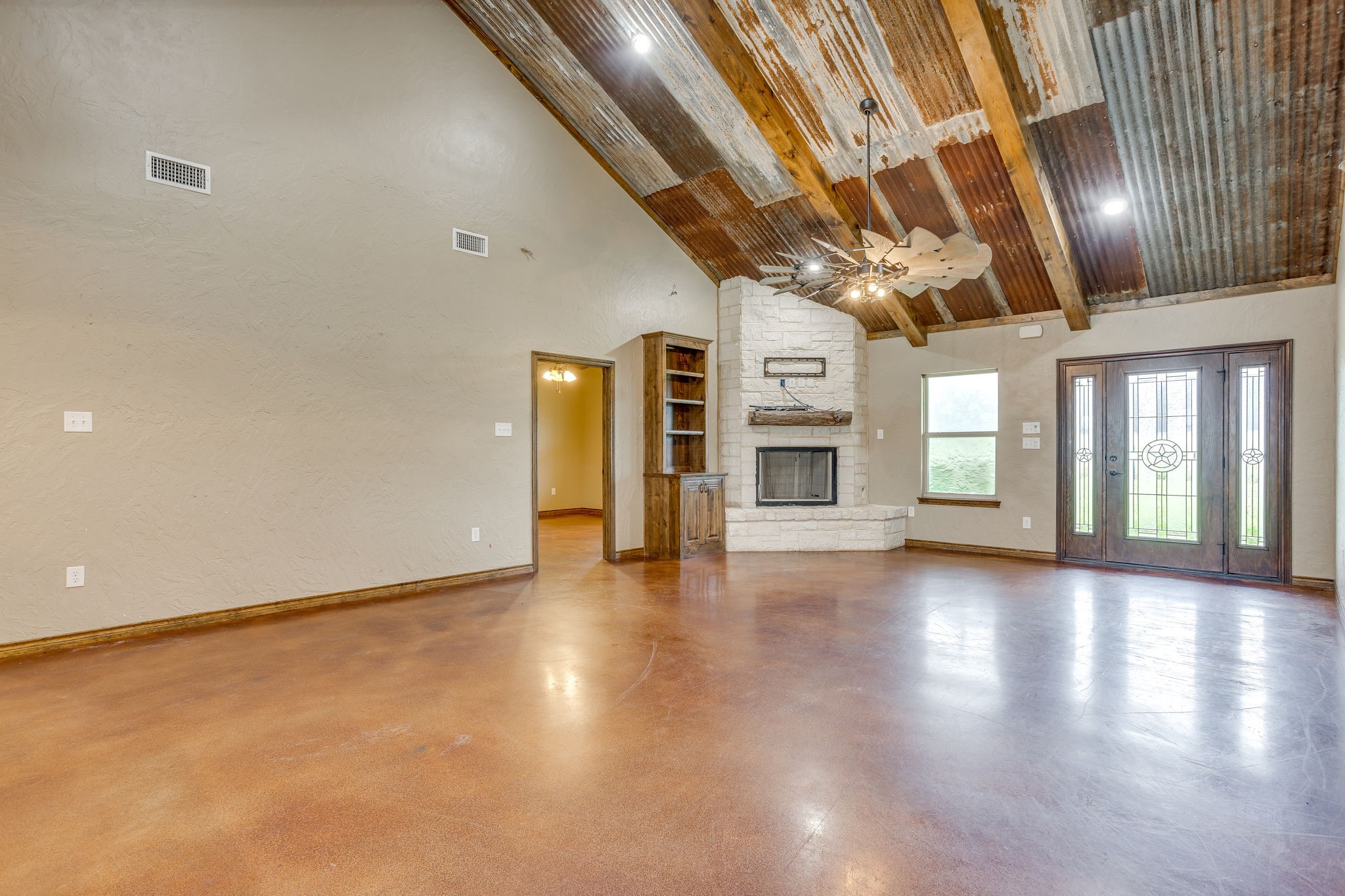 184 Hcr 1439 Covington TX 76636