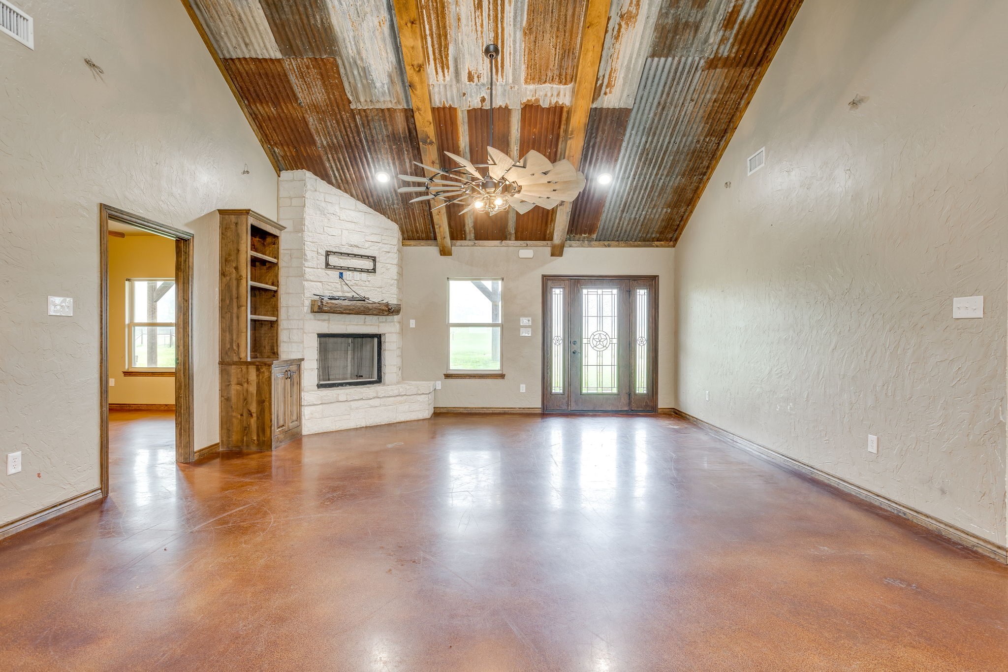 184 Hcr 1439 Covington TX 76636