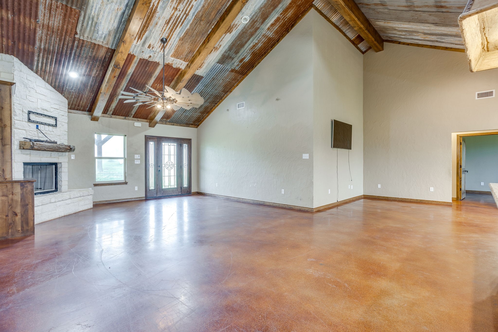 184 Hcr 1439 Covington TX 76636