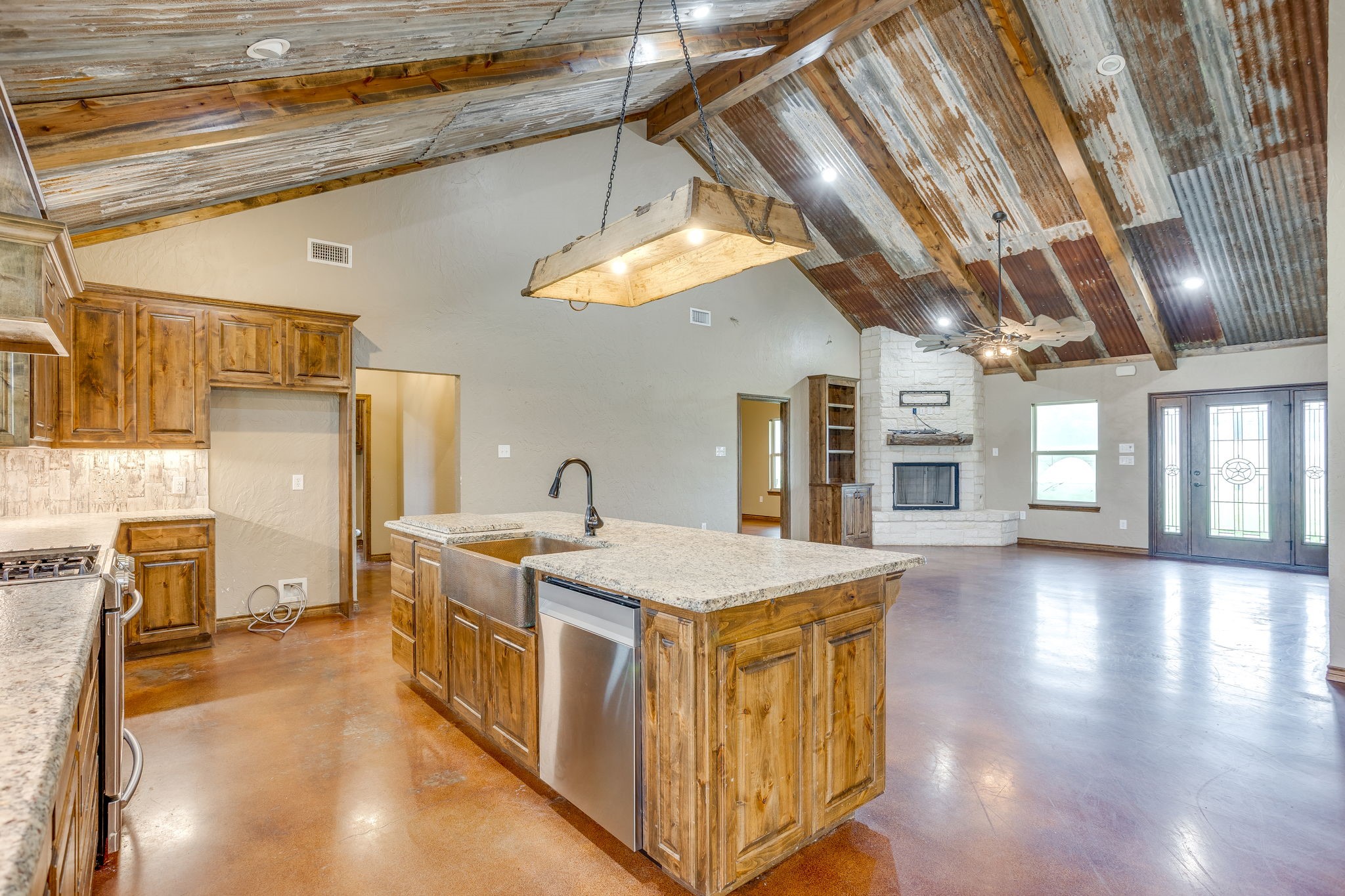 184 Hcr 1439 Covington TX 76636