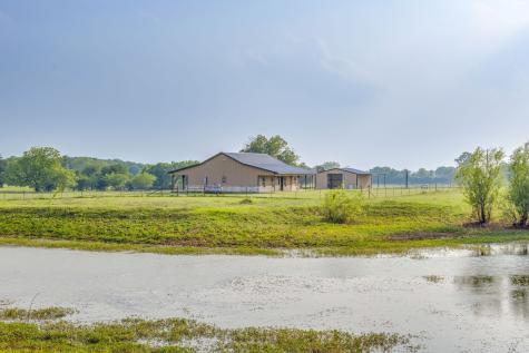 184 Hcr 1439 Covington TX 76636