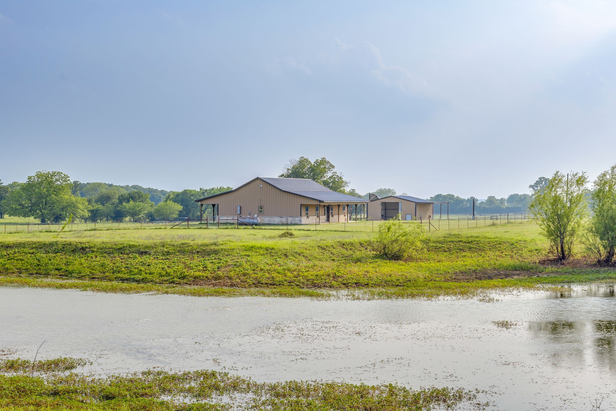 184 Hcr 1439 Covington TX 76636