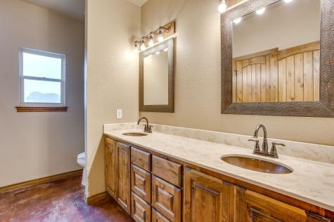184 Hcr 1439 Covington TX 76636