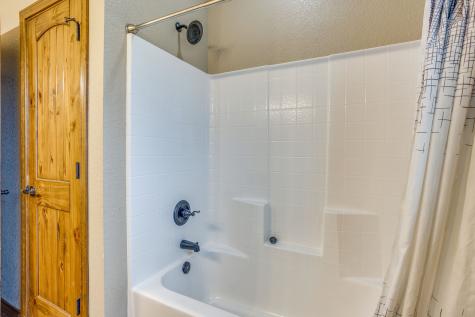 184 Hcr 1439 Covington TX 76636