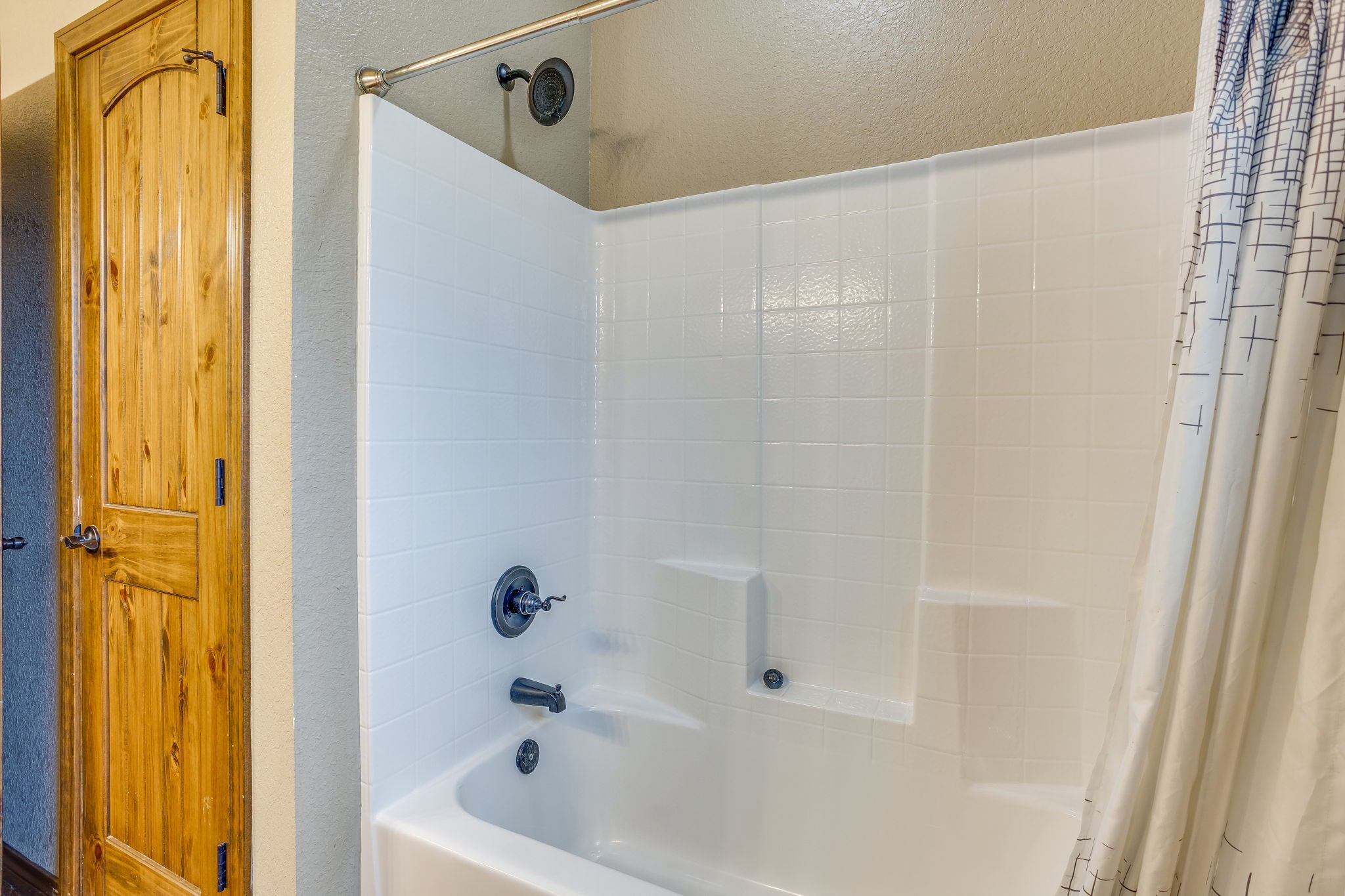 184 Hcr 1439 Covington TX 76636