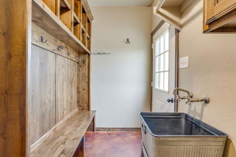 184 Hcr 1439 Covington TX 76636