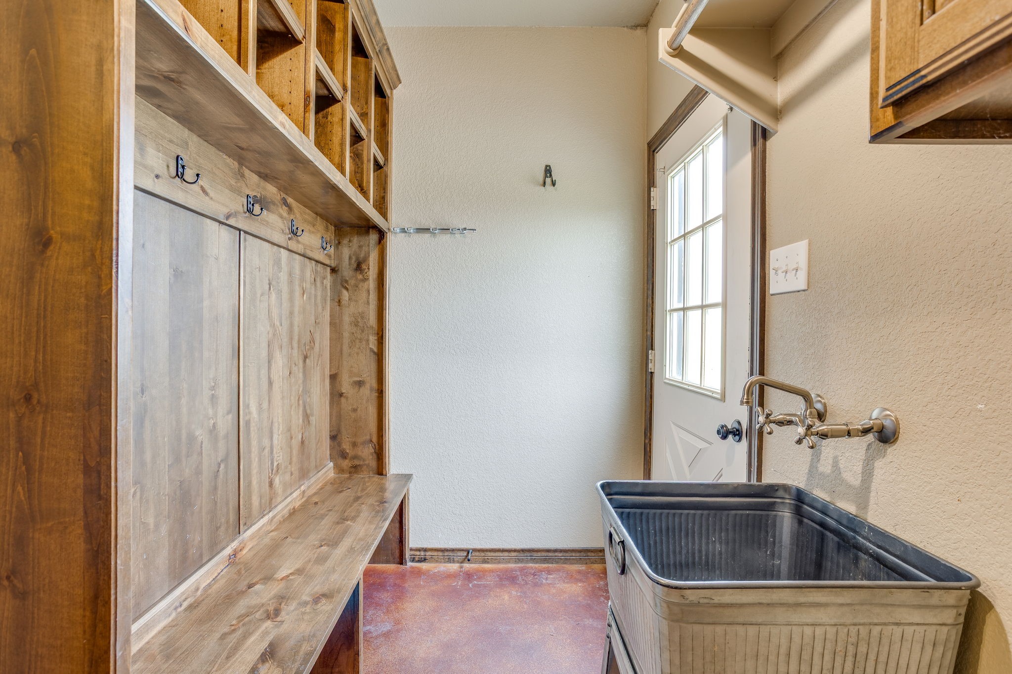 184 Hcr 1439 Covington TX 76636