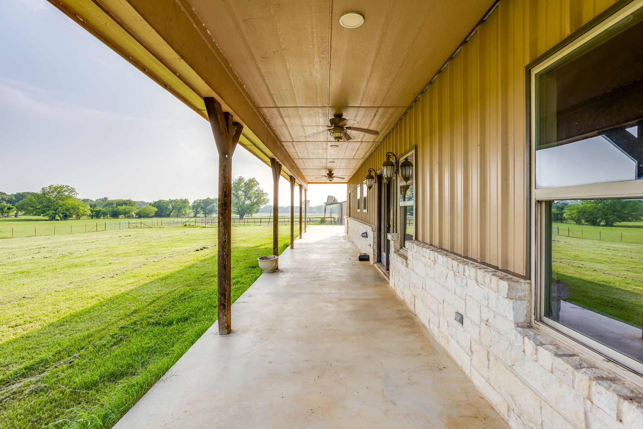 184 Hcr 1439 Covington TX 76636