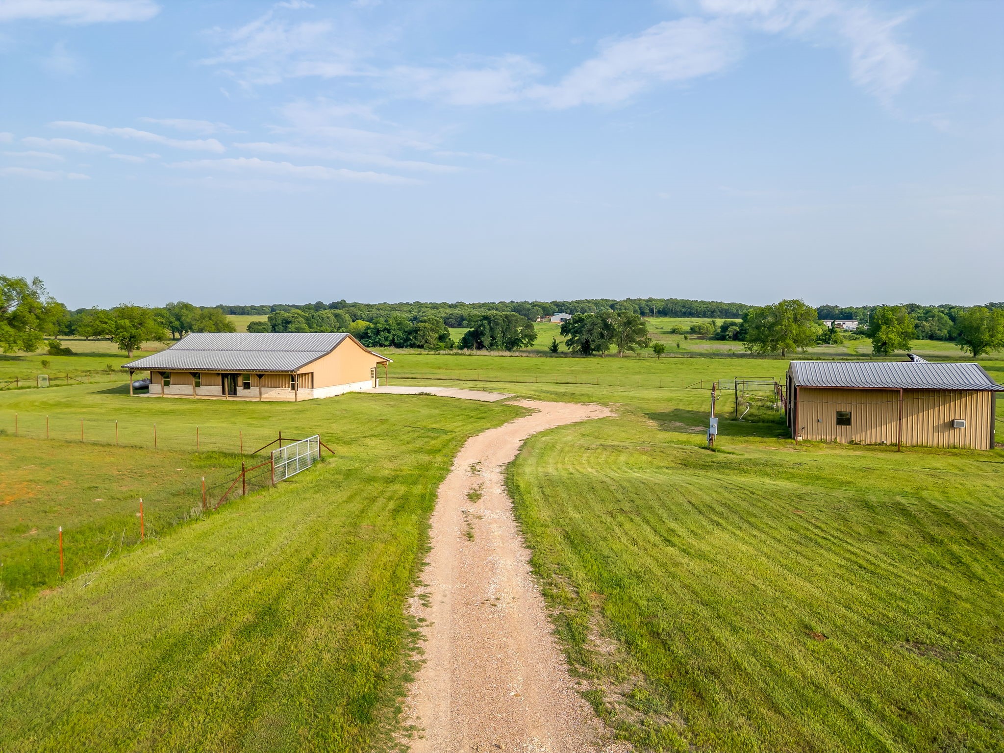 184 Hcr 1439 Covington TX 76636