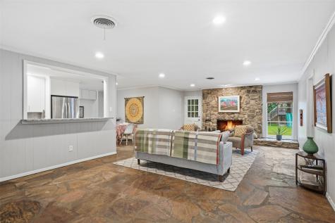 4360 Whitfield Avenue Fort Worth TX 76109