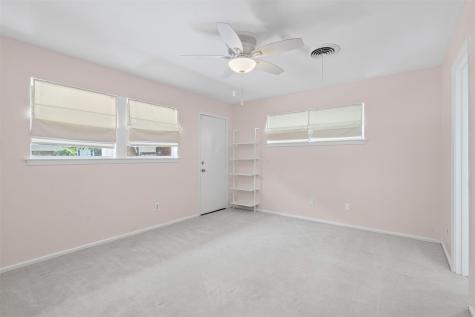 4360 Whitfield Avenue Fort Worth TX 76109