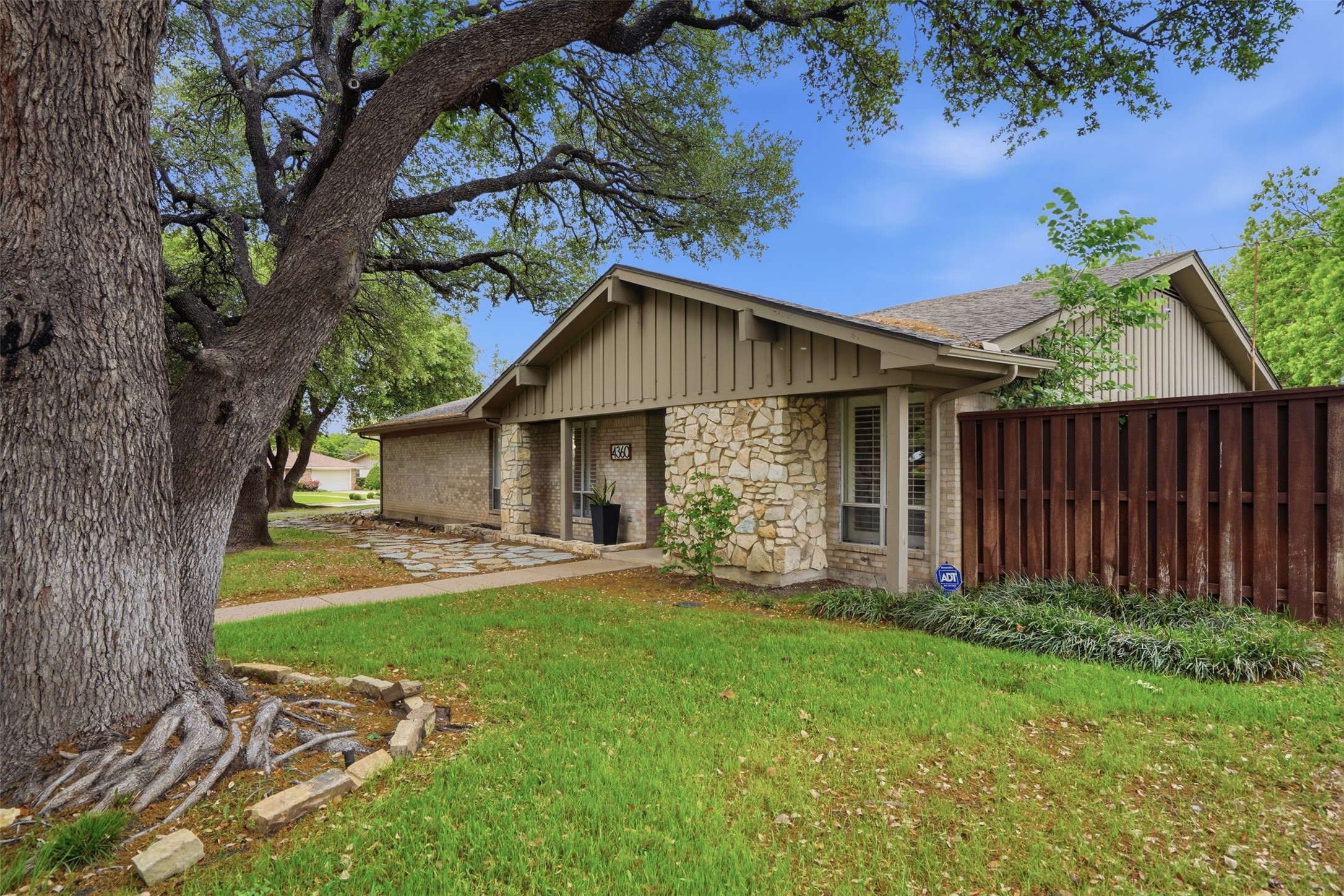 4360 Whitfield Avenue Fort Worth TX 76109