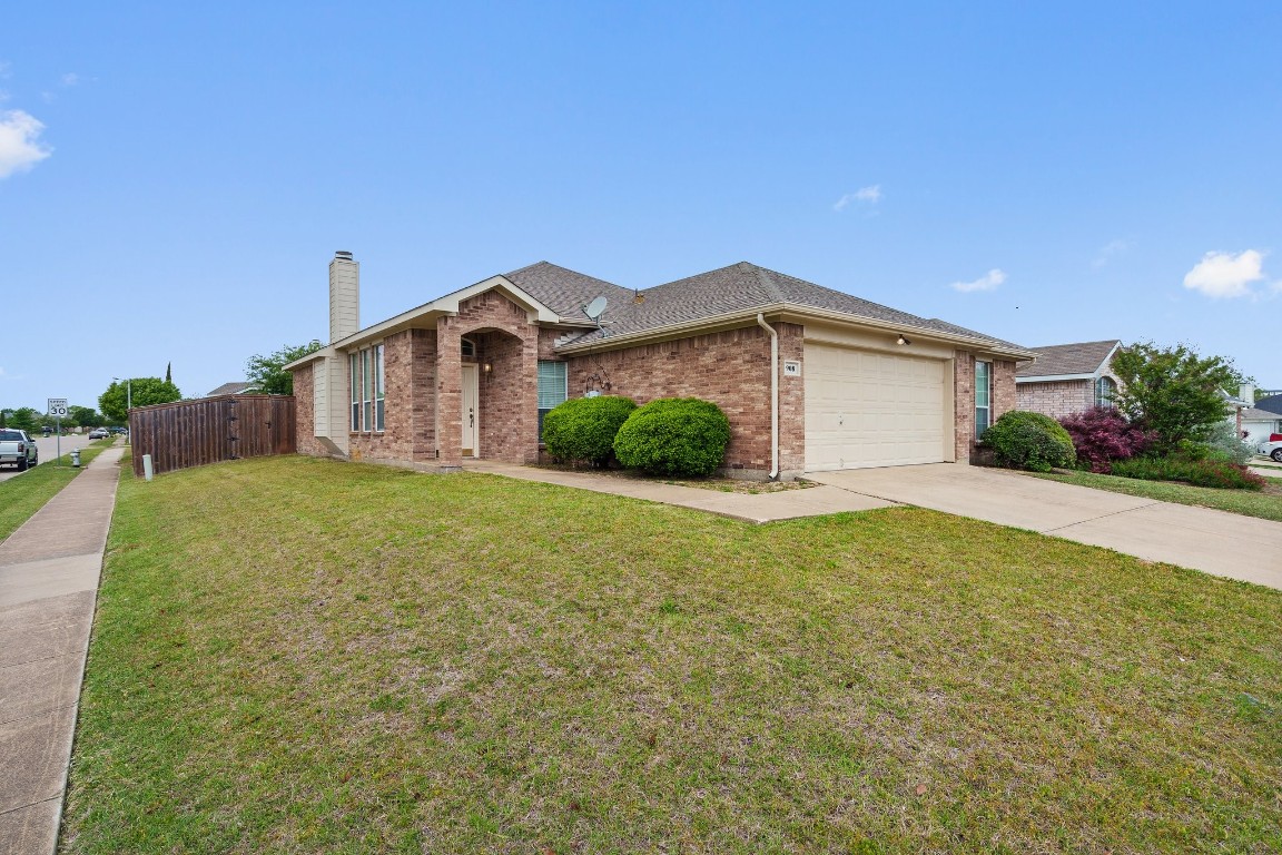 908 Timber Oaks Court Arlington TX 76010