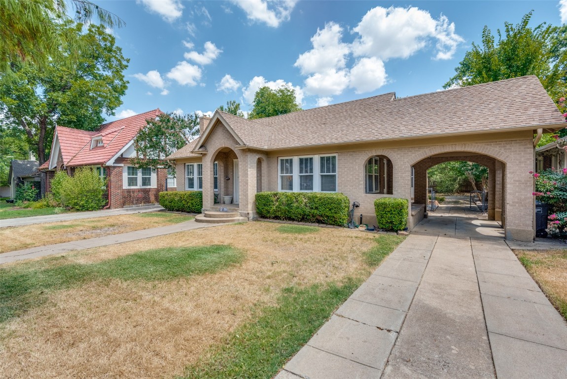 2611 Cockrell Avenue Fort Worth TX 76109