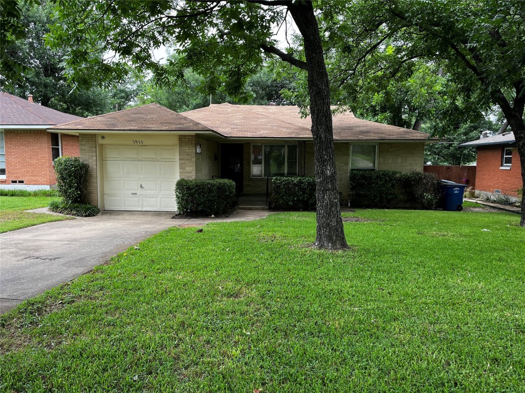 1911 Ferndale Avenue Dallas TX 75224