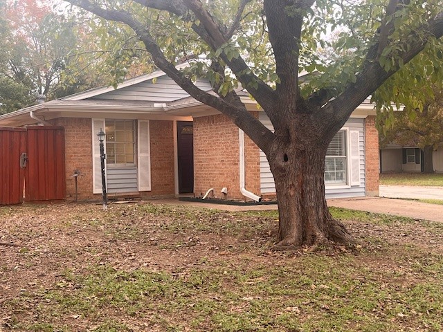 1427 Noble Street Denton TX 76209