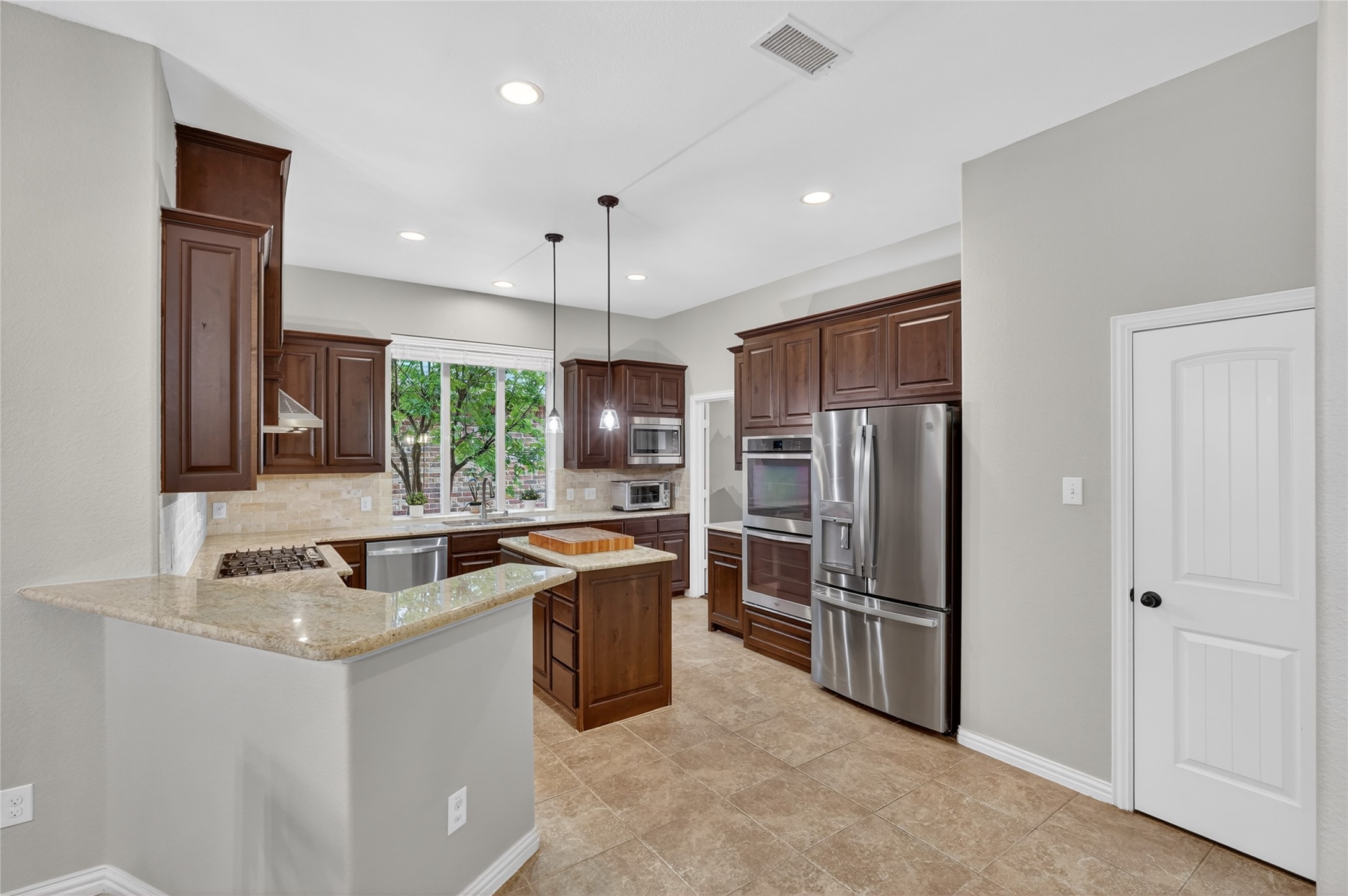 3505 Meadow Bluff Lane Sachse TX 75048