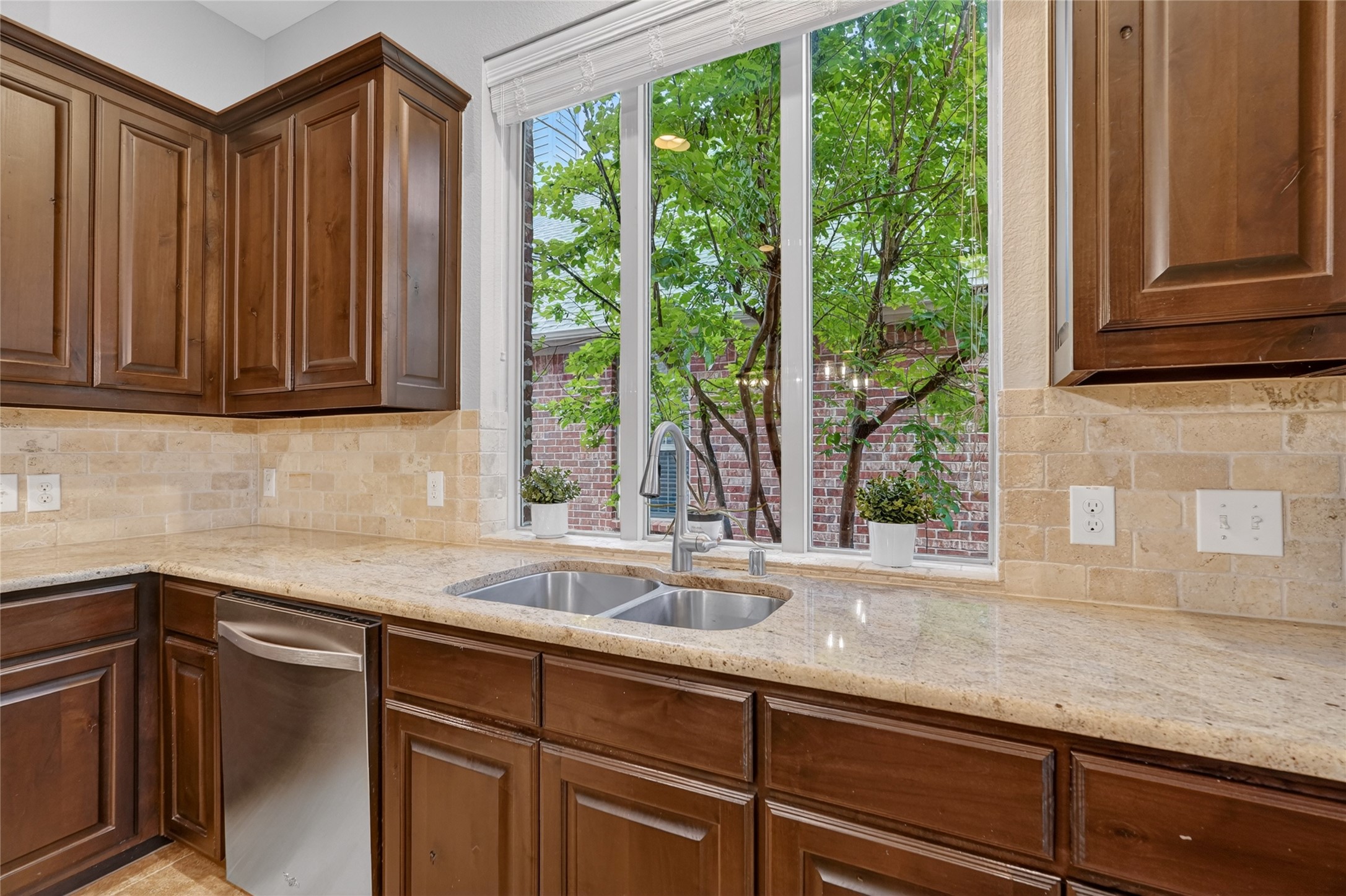 3505 Meadow Bluff Lane Sachse TX 75048