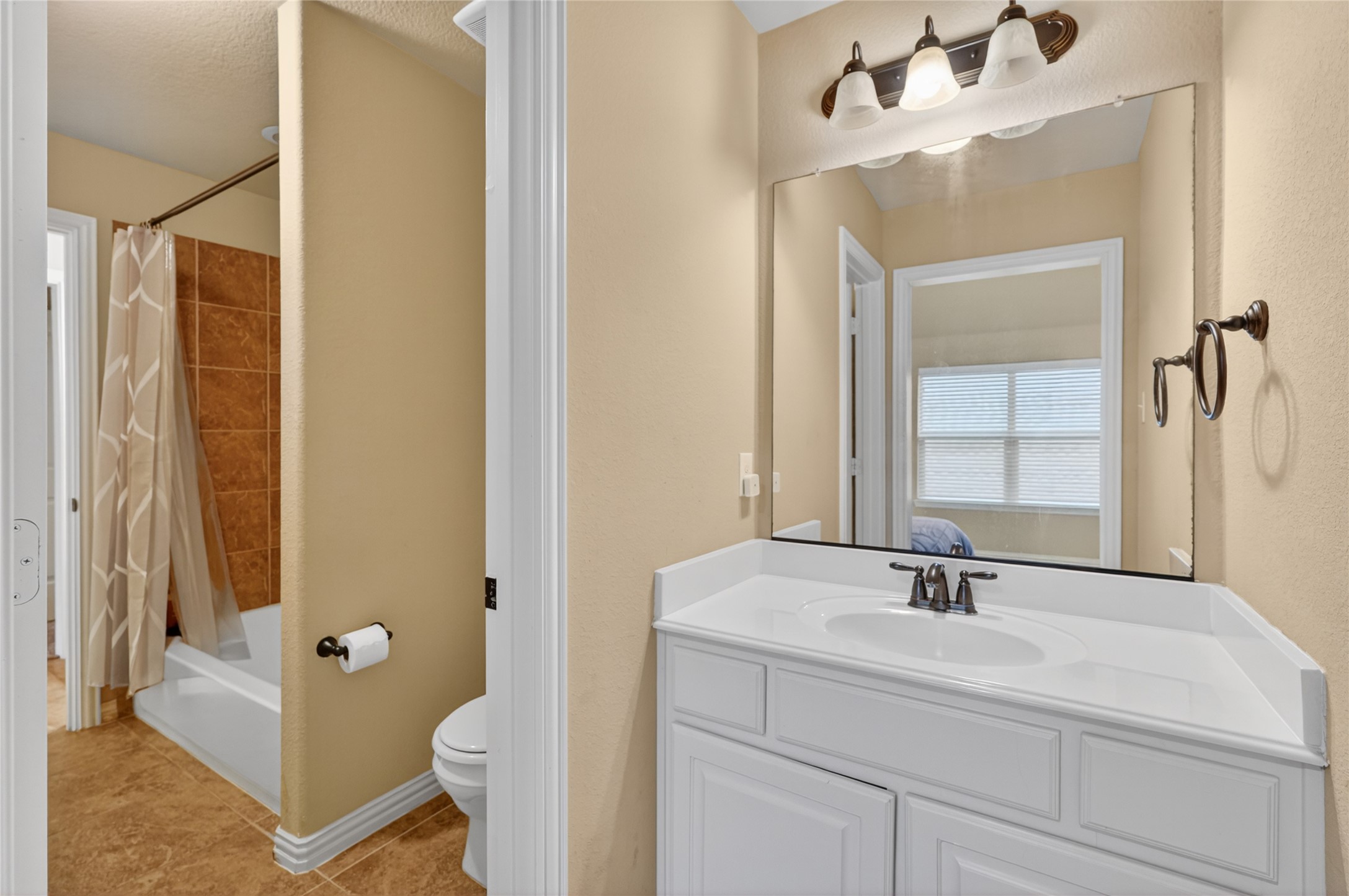 3505 Meadow Bluff Lane Sachse TX 75048