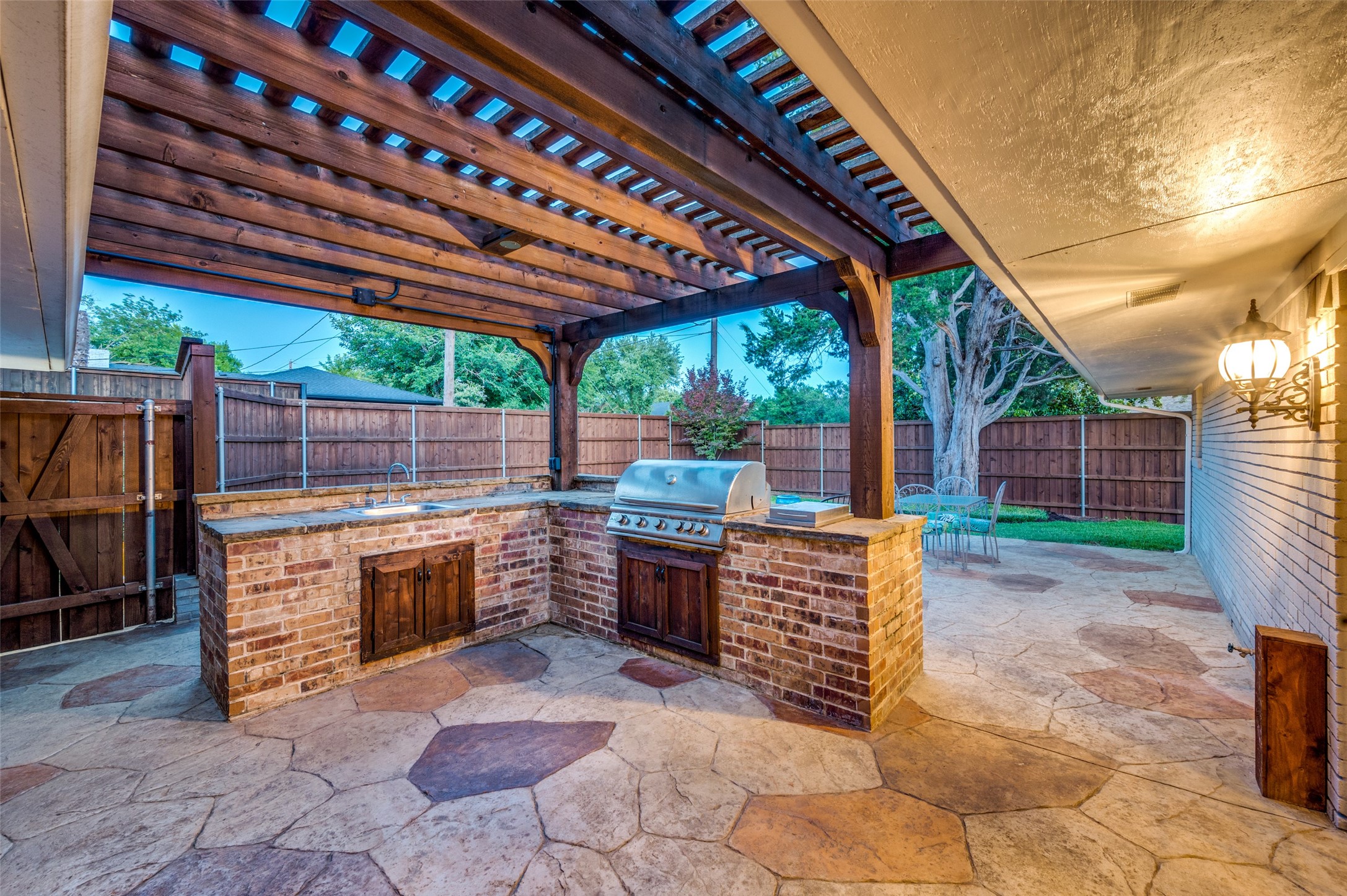 12106 Landlock Drive Dallas TX 75218